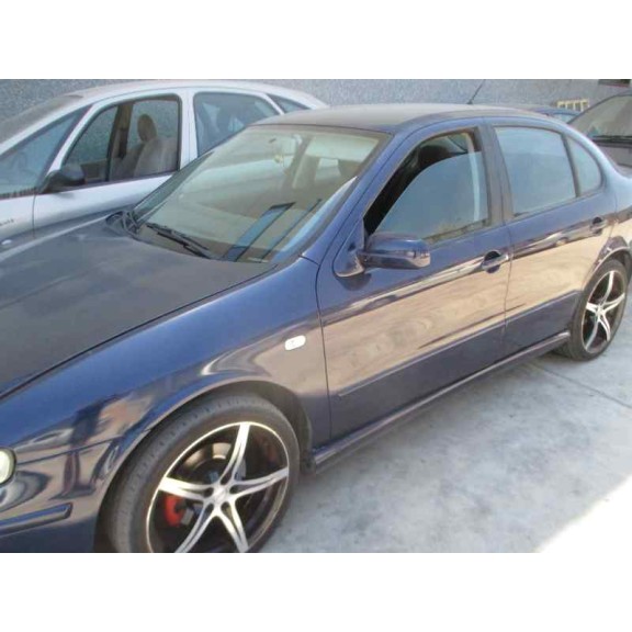 seat toledo (1m2) del año 2001