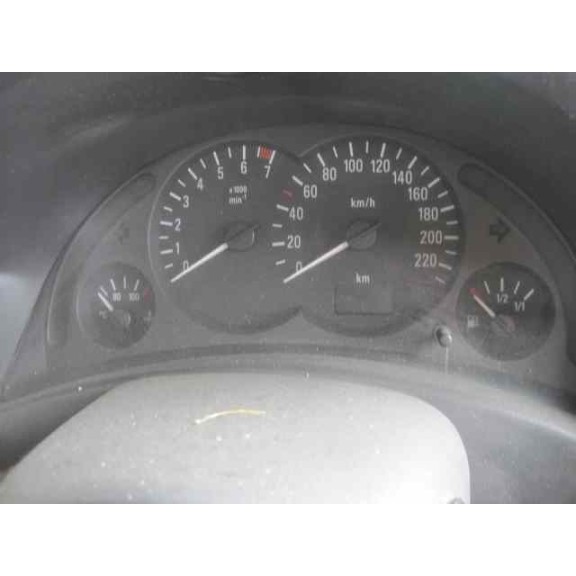 opel corsa c del año 2003