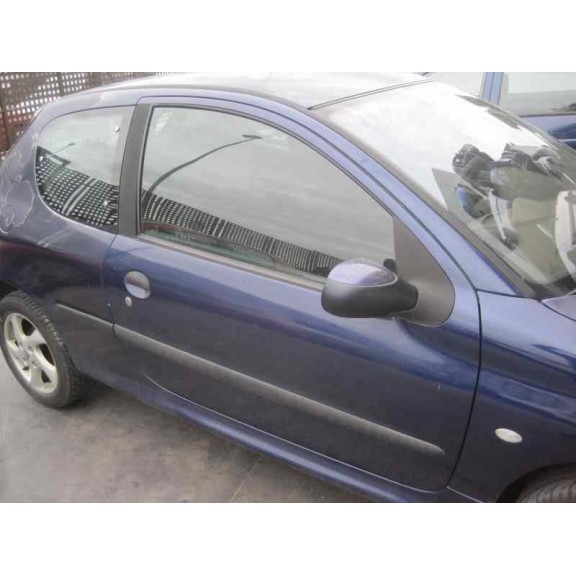 peugeot 206 berlina del año 2002