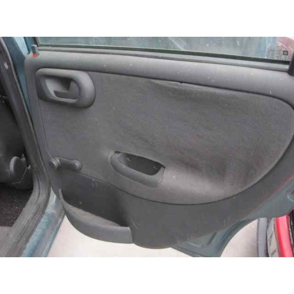 opel corsa c del año 2003