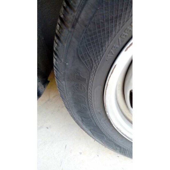 volkswagen polo berlina (6n1) del año 1997