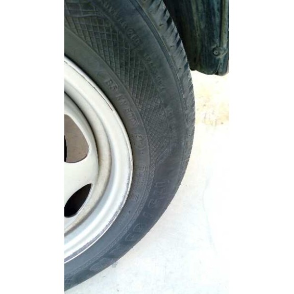 volkswagen polo berlina (6n1) del año 1997