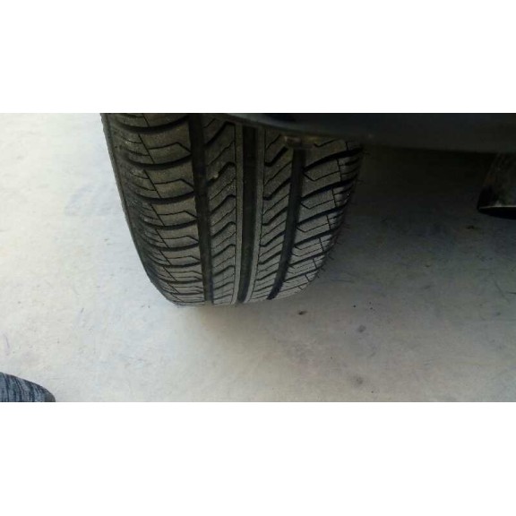 volkswagen polo berlina (6n1) del año 1997