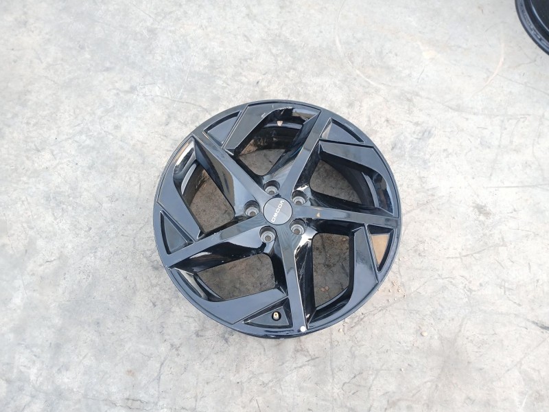 Recambio de llanta para omoda 5 referencia OEM IAM 7JX18 ET33 X1 203000879AA