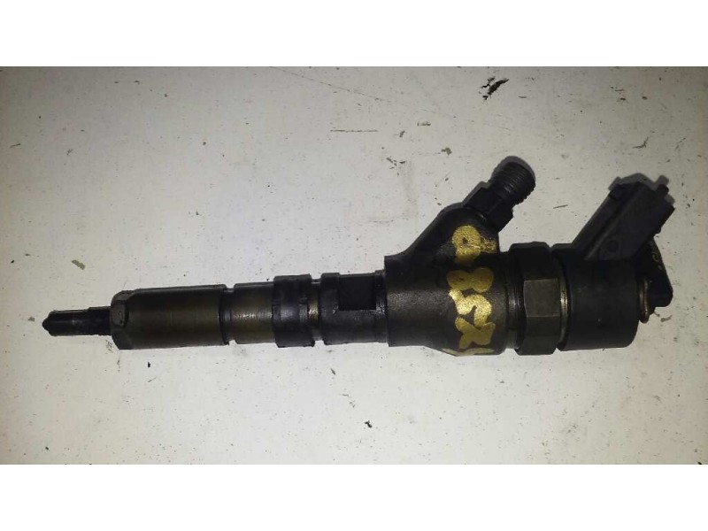 Recambio de inyector para citroën xantia berlina 2.0 hdi exclusive referencia OEM IAM 9635196580  