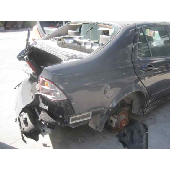 saab 9-5 berlina del año 2006