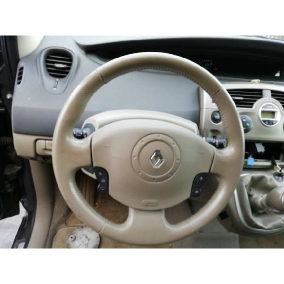 renault scenic ii del año 2004