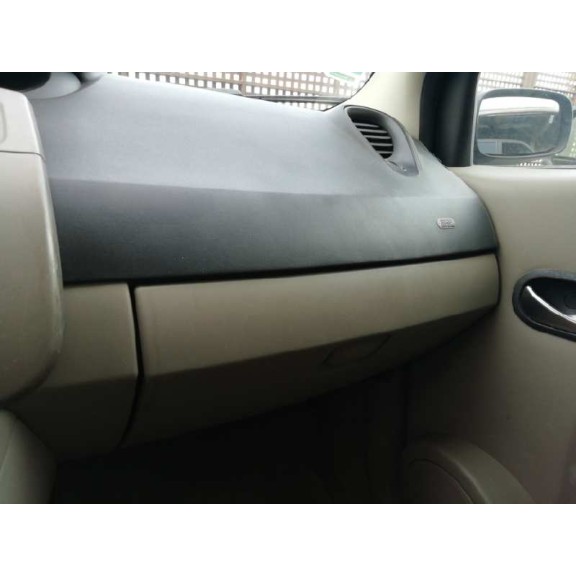 renault scenic ii del año 2004