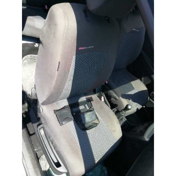 citroën c4 coupe del año 2006