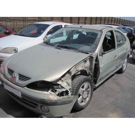 renault megane i fase 2 berlina (ba0) del año 2000
