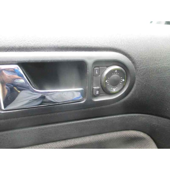 volkswagen golf iv berlina (1j1) del año 1998