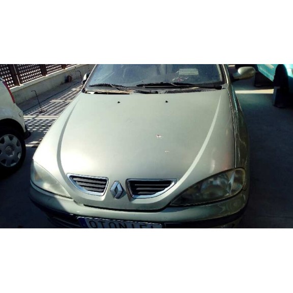 renault megane i fase 2 classic (la..) del año 2000