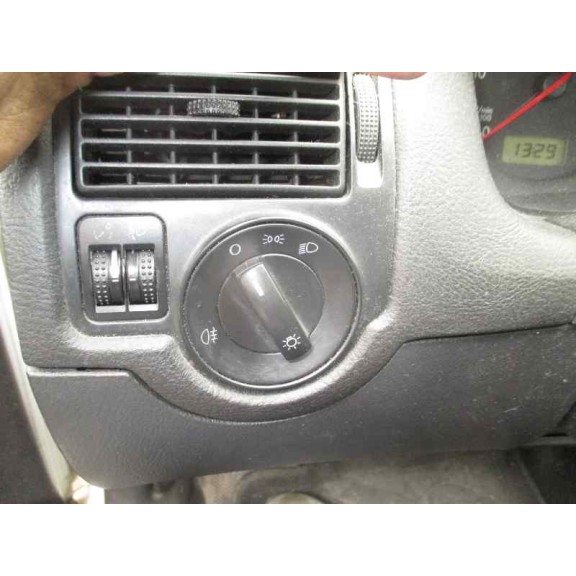 volkswagen golf iv berlina (1j1) del año 1998