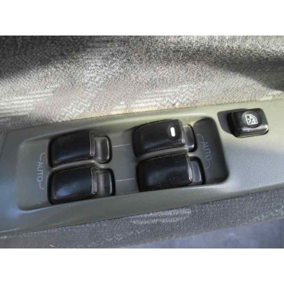 mitsubishi galant berlina (ea0) del año 1999