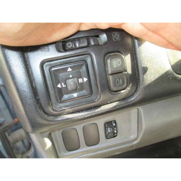 mitsubishi galant berlina (ea0) del año 1999