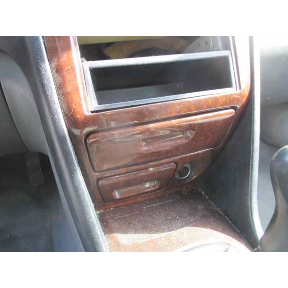 mitsubishi galant berlina (ea0) del año 1999