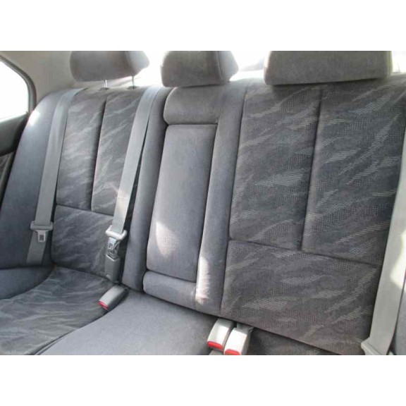 mitsubishi galant berlina (ea0) del año 1999