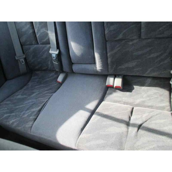 mitsubishi galant berlina (ea0) del año 1999