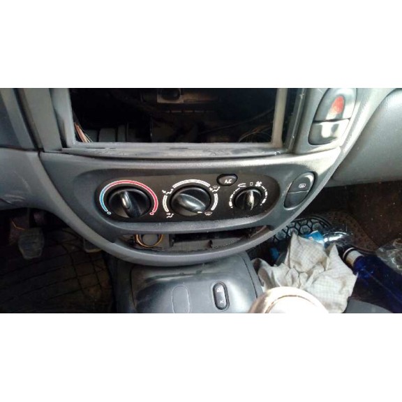 renault megane i fase 2 classic (la..) del año 2000