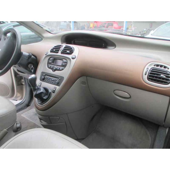 citroën xsara picasso del año 2002