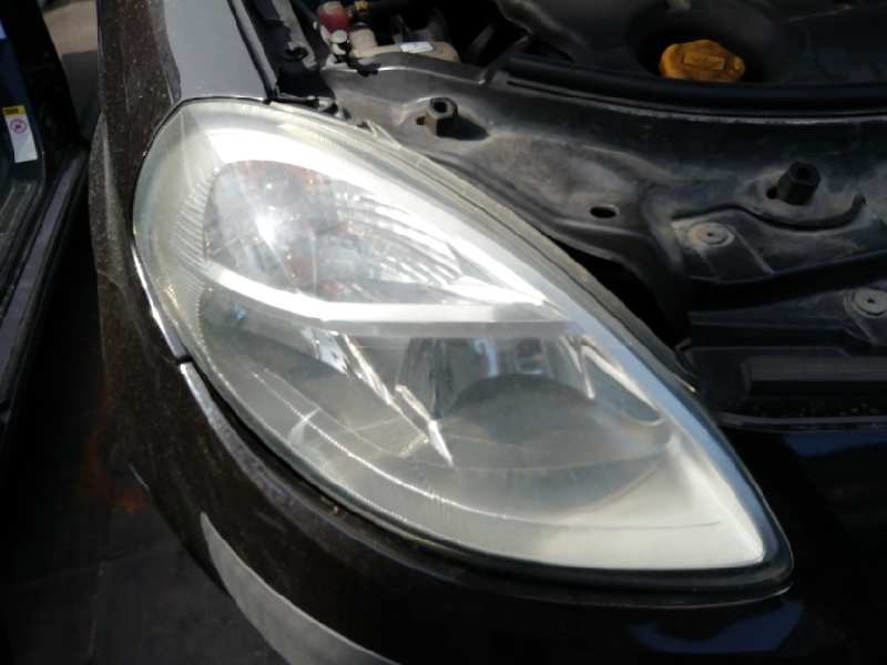 Recambio de faro derecho para lancia musa (184) 1.9 jtd cat referencia OEM IAM 27053200R  