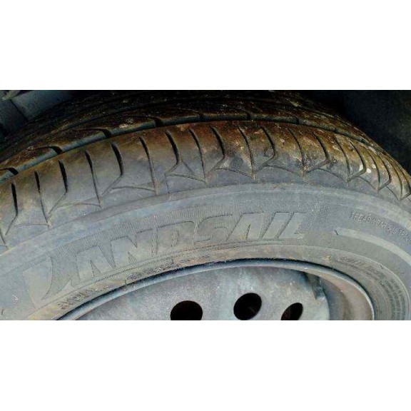 ford focus berlina (cak) del año 2004