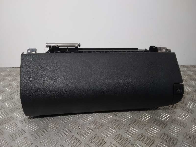 Recambio de guantera para lexus is200 (ds2/is2) 2.2 d-cat referencia OEM IAM 5551353020  