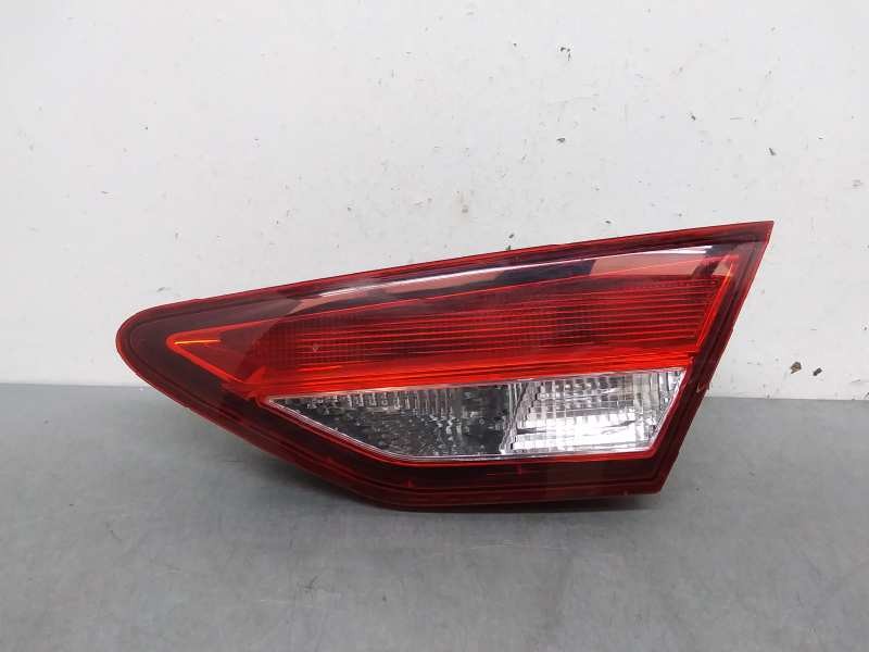 Recambio de piloto trasero derecho interior para seat leon (5f1) style visio edition referencia OEM IAM 5F0945094L  