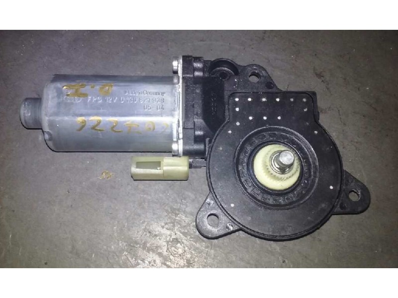 Recambio de motor elevalunas delantero izquierdo para ford fusion (cbk) urban 4 referencia OEM IAM 0130821938 5P 