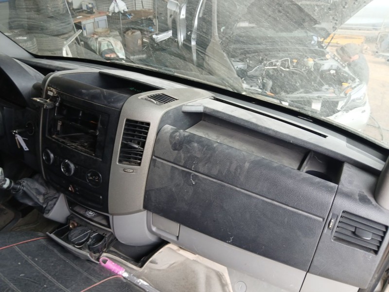 Recambio de salpicadero para volkswagen crafter 30-50 furgoneta (2e_) 2.5 tdi referencia OEM IAM A9066800006  