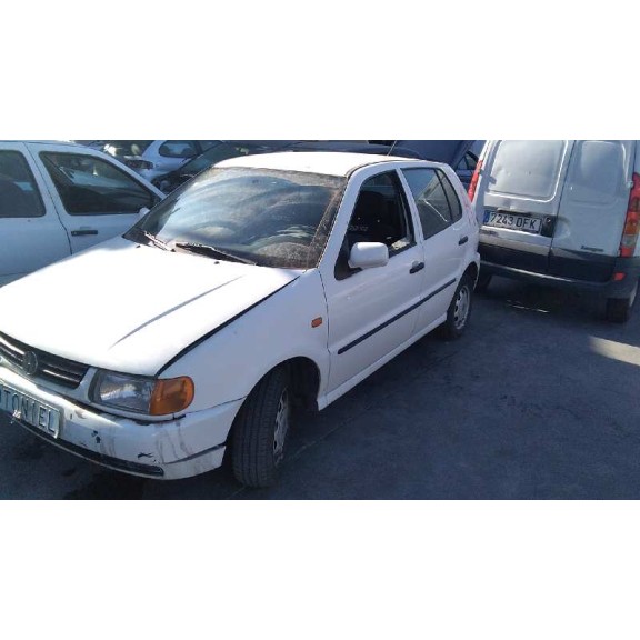 volkswagen polo berlina (6n1) del año 1997