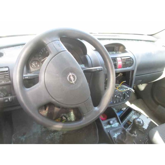 opel corsa c del año 2004