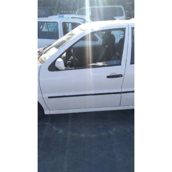 volkswagen polo berlina (6n1) del año 1997