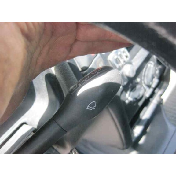 volkswagen polo berlina (6n1) del año 1995