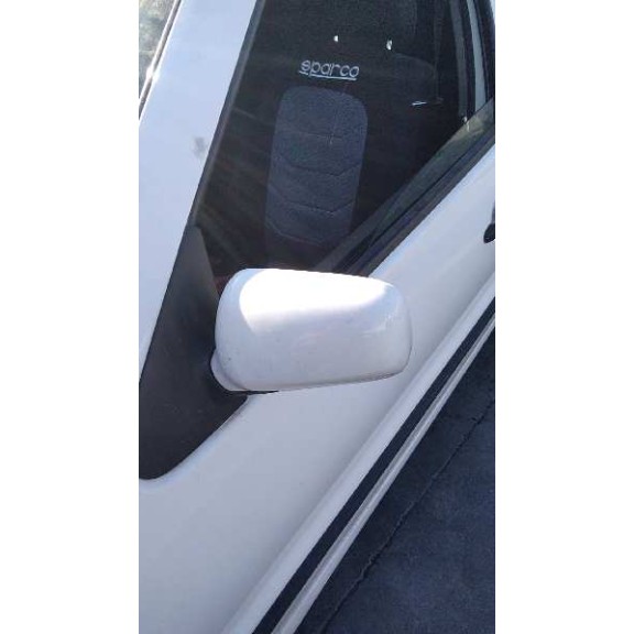 volkswagen polo berlina (6n1) del año 1997