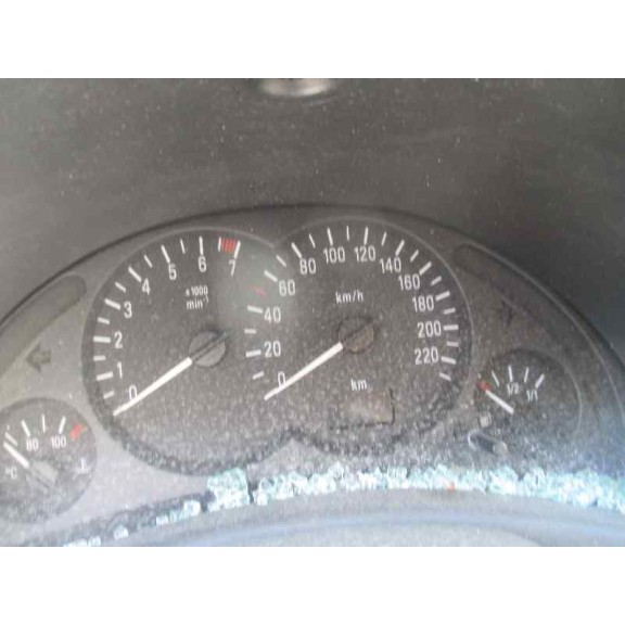 opel corsa c del año 2004