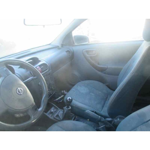 opel corsa c del año 2002