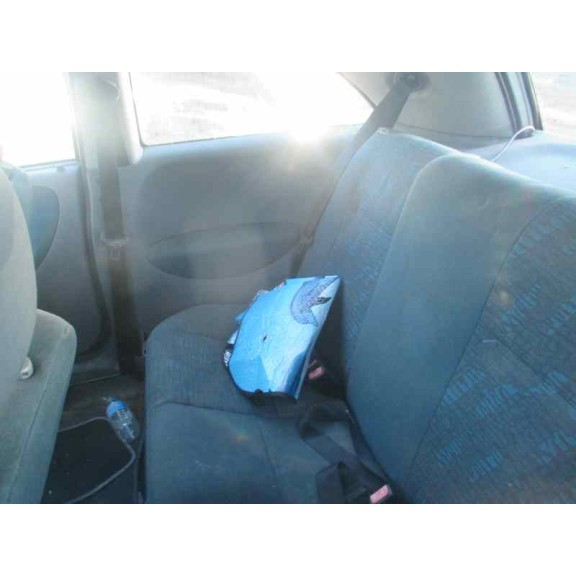 opel corsa c del año 2002