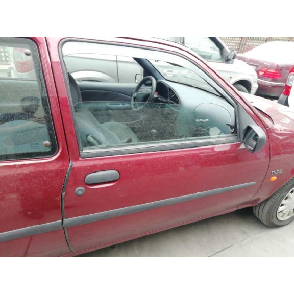 ford fiesta berlina del año 1997