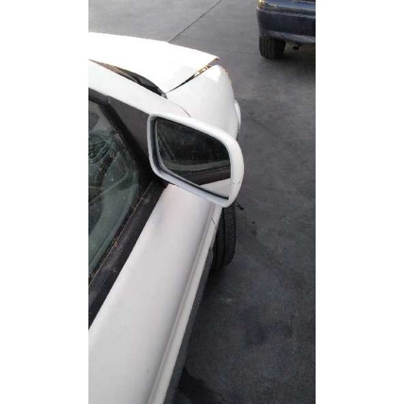 volkswagen polo berlina (6n1) del año 1997