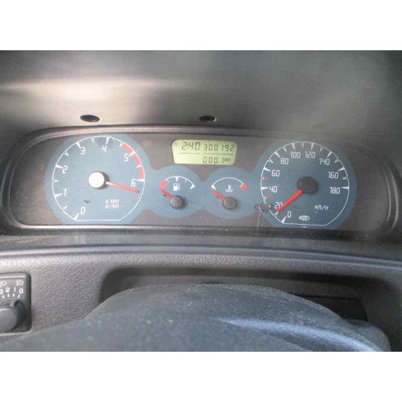 nissan terrano/terrano.ii (r20) del año 2000
