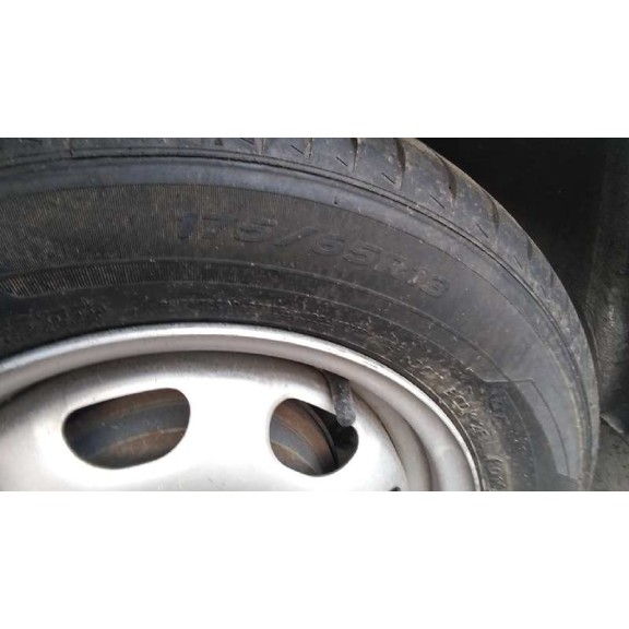 volkswagen polo berlina (6n1) del año 1997