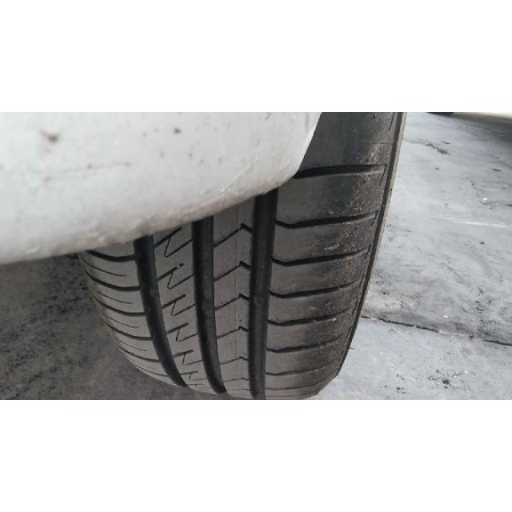 volkswagen polo berlina (6n1) del año 1997