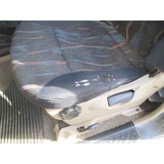 nissan terrano/terrano.ii (r20) del año 2000