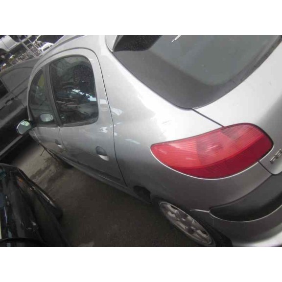 peugeot 206 berlina del año 1999