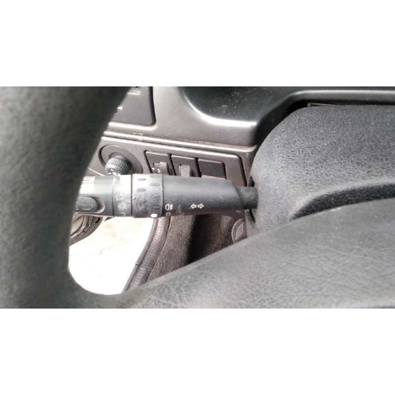 citroën xsara berlina del año 2000