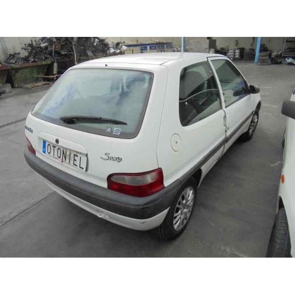 citroën saxo del año 2000
