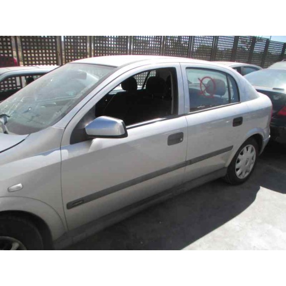 opel astra g berlina del año 1999