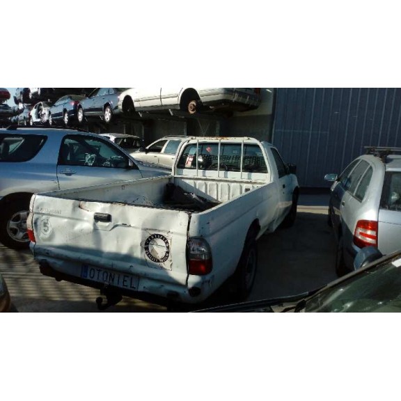 mitsubishi l 200 (k6/7) del año 2004