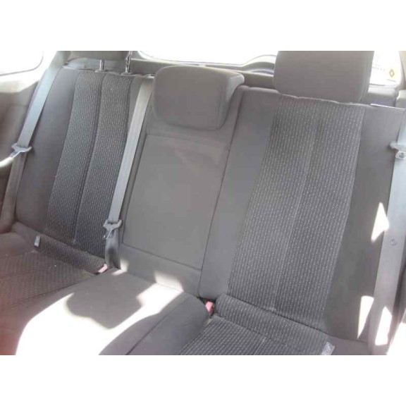 renault megane ii berlina 3p del año 2005